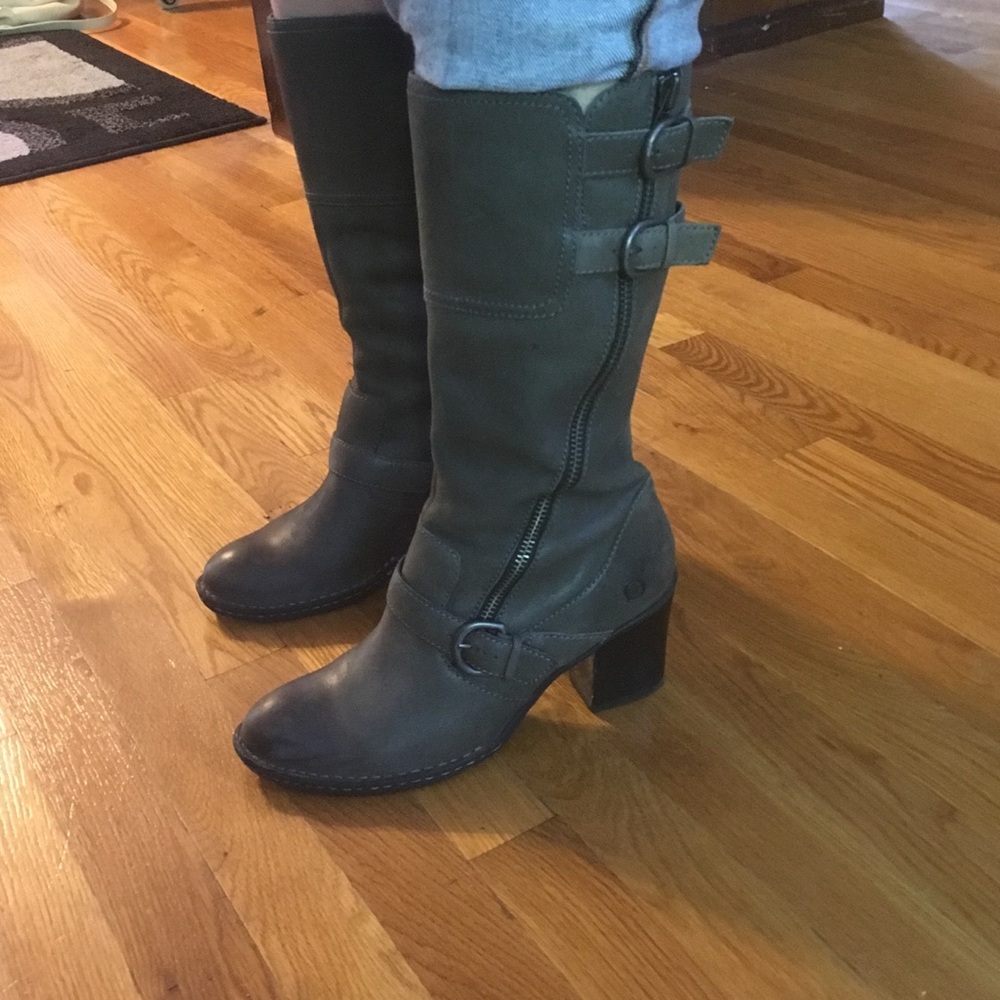 Born grey leather mid height boot